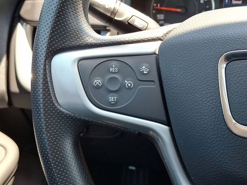 Certified 2023 GMC Terrain SLE FWD image 17