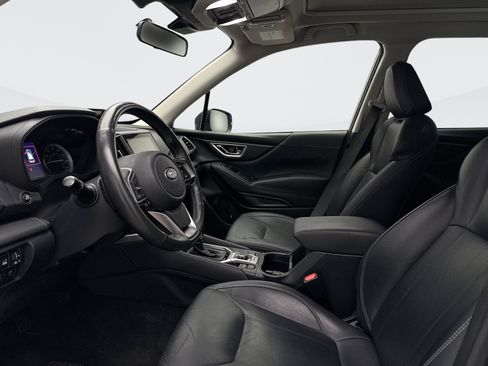 Used 2022 Subaru Forester Touring AWD/4WD image 9