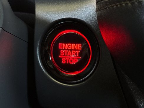 Used 2024 Honda HR-V LX image 23