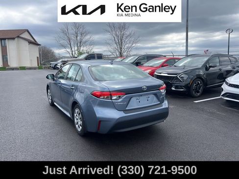 Used 2024 Toyota Corolla LE image 7