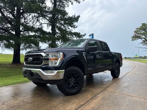 Used 2022 Ford F150 XLT AWD/4WD image 2