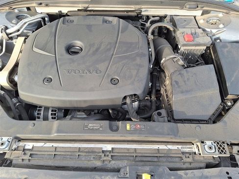 Used 2021 Volvo S60 T5 Inscription image 27