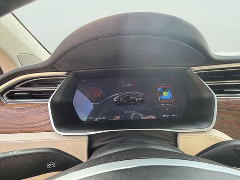 Used 2018 Tesla Model X P100D image 13