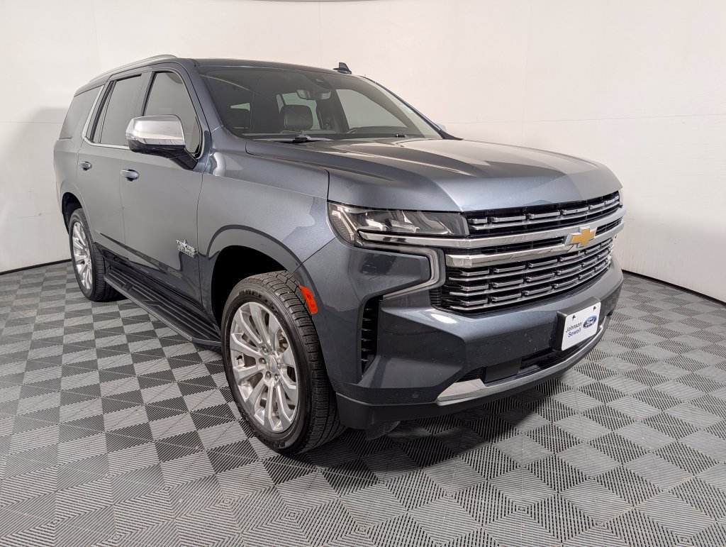 Used 2021 Chevrolet Tahoe Premier w/ Premium Package RWD image 1