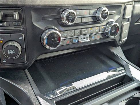 New 2025 Ford F250 Lariat w/ Lariat Ultimate Package AWD/4WD image 14