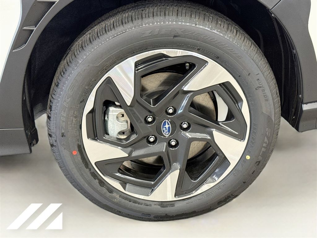 New 2026 Subaru Crosstrek 2.5i Limited w/ Crosstrek Mirror Package AWD/4WD image 32
