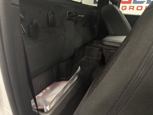 New 2026 RAM 3500 Tradesman AWD/4WD image 35
