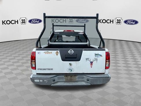 Used 2011 Nissan Frontier S w/ S Preferred Pkg RWD image 7