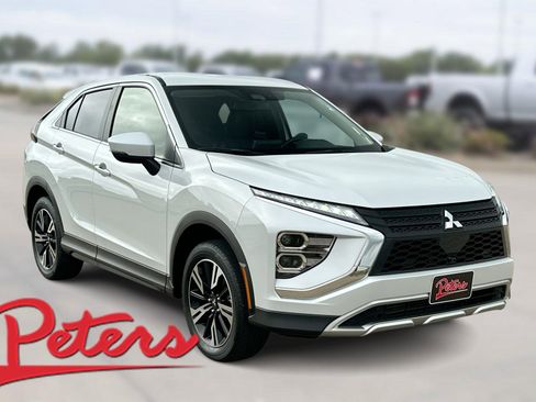 Used 2024 Mitsubishi Eclipse Cross SE image 1