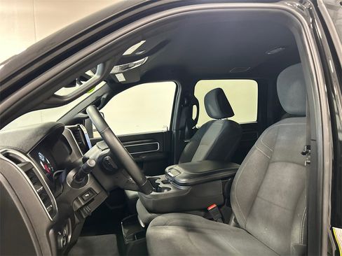 Used 2024 RAM 2500 Big Horn w/ Night Edition image 15