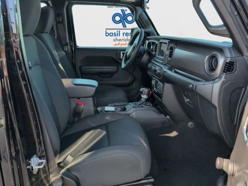 Used 2023 Jeep Gladiator Sport w/ Trailer Tow Package image 20