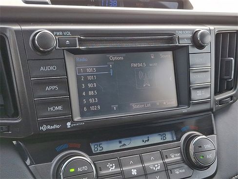 Used 2014 Toyota RAV4 XLE image 19