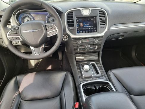 Used 2022 Chrysler 300 Touring L w/ Popular Equipment Group image 23