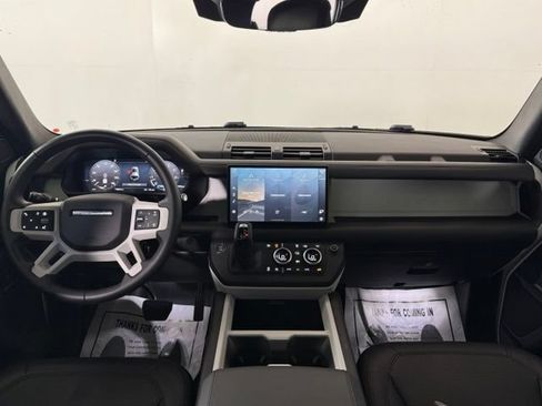 New 2025 Land Rover Defender 110 X-Dynamic SE AWD/4WD image 23