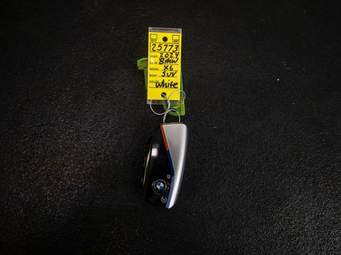 Used 2024 BMW X6 xDrive40i w/ Parking Assistance Package image 51