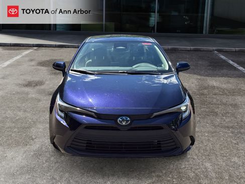 Used 2023 Toyota Corolla LE w/ LE Convenience Package AWD/4WD image 6