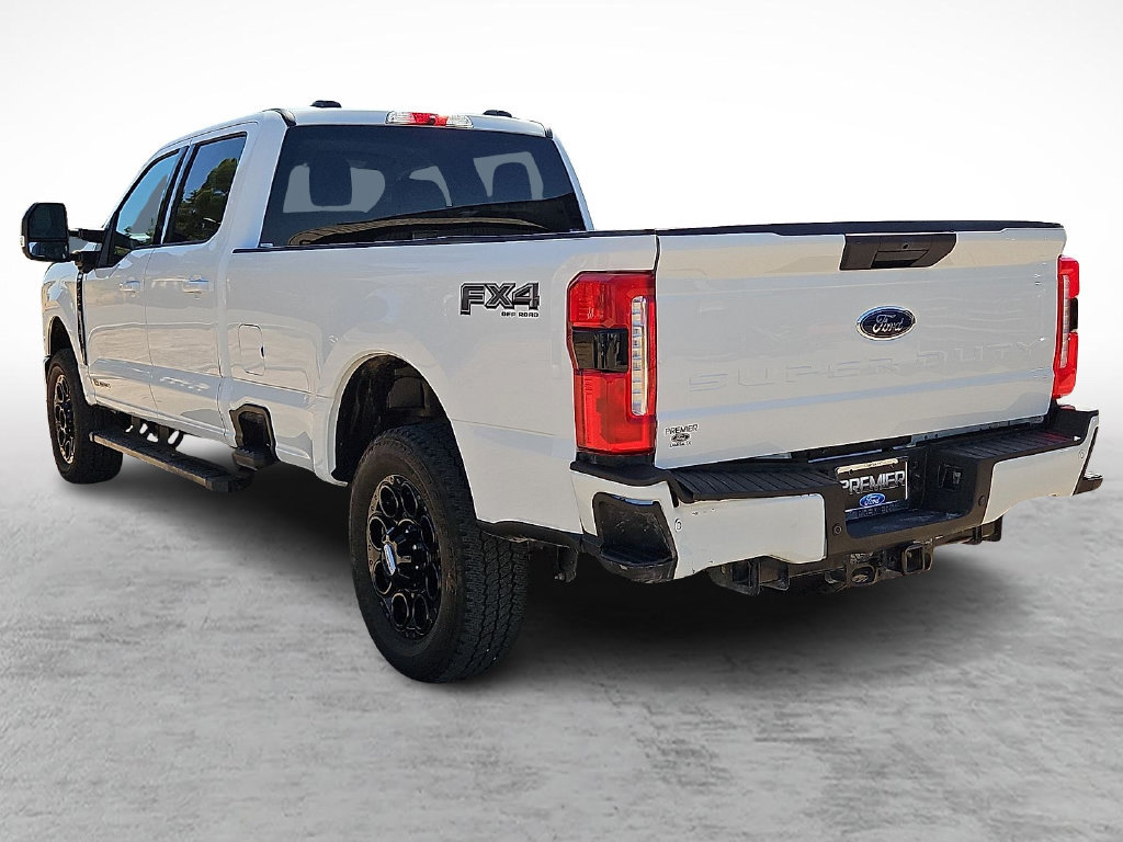 Certified 2025 Ford F250 XLT w/ Black Appearance Package AWD/4WD image 7
