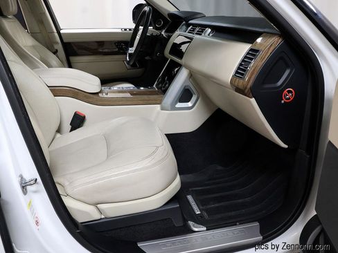 Used 2019 Land Rover Range Rover HSE image 37