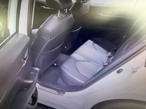 Used 2024 Toyota Camry SE FWD image 10