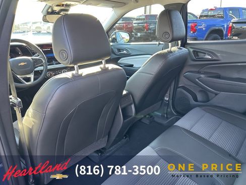 Used 2024 Chevrolet Trax LT w/ Driver Confidence Package image 37