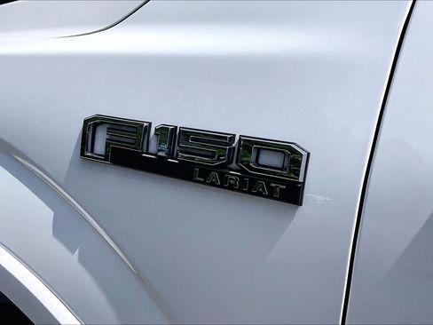 Used 2018 Ford F150 Lariat w/ Equipment Group 501A Mid AWD/4WD image 10