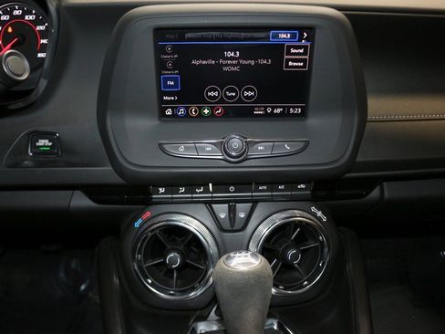 Used 2021 Chevrolet Camaro LT w/ 1LE Track Performance Package image 20