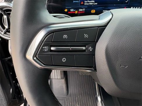 Used 2026 Chevrolet Equinox ACTIV w/ Safety and Technology Package image 8