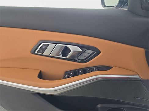 Used 2023 BMW M340i xDrive w/ Premium Package image 30