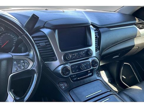 Used 2020 Chevrolet Tahoe Premier AWD/4WD image 9