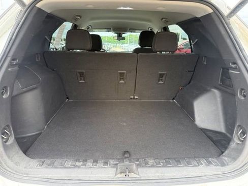 Used 2021 Chevrolet Equinox LT AWD/4WD image 19
