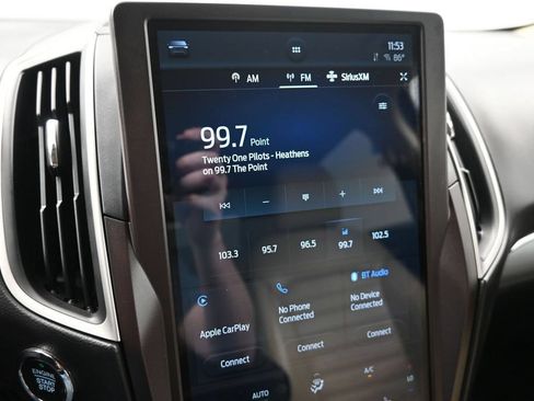 Used 2021 Ford Edge SEL AWD/4WD image 17