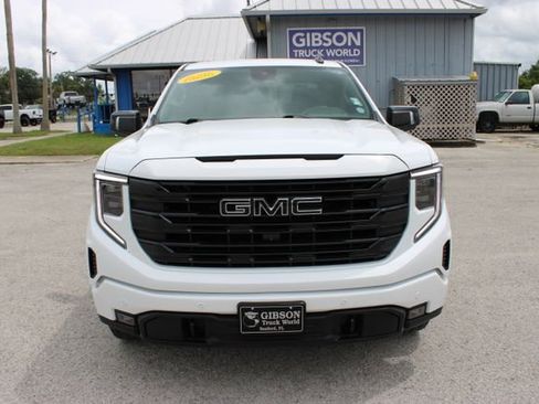 Used 2024 GMC Sierra 1500 Elevation w/ Elevation Premium Package AWD/4WD image 2