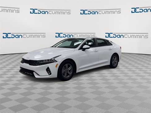 Used 2023 Kia K5 LXS image 4