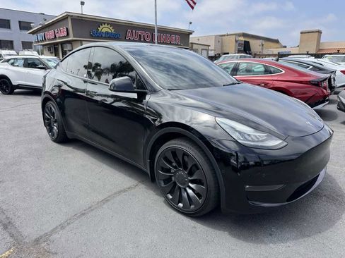 Used 2021 Tesla Model Y Long Range AWD/4WD image 11