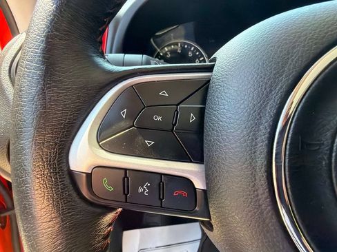 Used 2021 Jeep Renegade Trailhawk w/ Sun & Sound Group AWD/4WD image 30