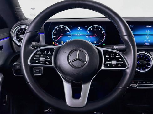 Certified 2022 Mercedes-Benz CLA 250 image 18