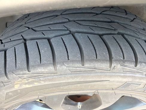 Used 2015 Nissan Juke S FWD image 3