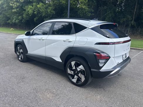 Certified 2025 Hyundai Kona Limited FWD image 5