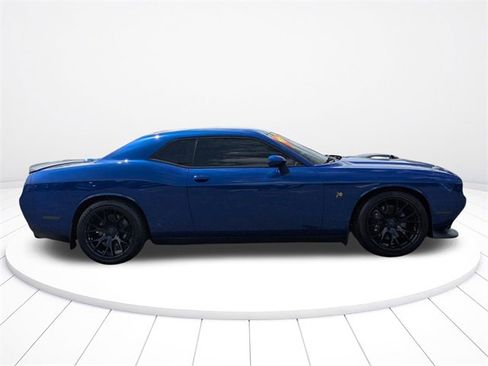 Used 2018 Dodge Challenger R/T Scat Pack image 2