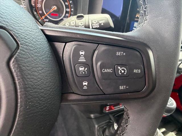 Certified 2025 Jeep Wrangler Unlimited Rubicon w/ Convenience Group AWD/4WD image 52