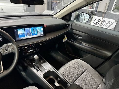 New 2026 Nissan Kicks SV image 21