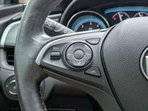 Used 2017 Buick Envision Essence FWD image 28