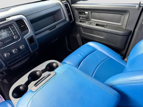 Used 2019 RAM 1500 Tradesman w/ Tradesman SXT Package RWD image 25