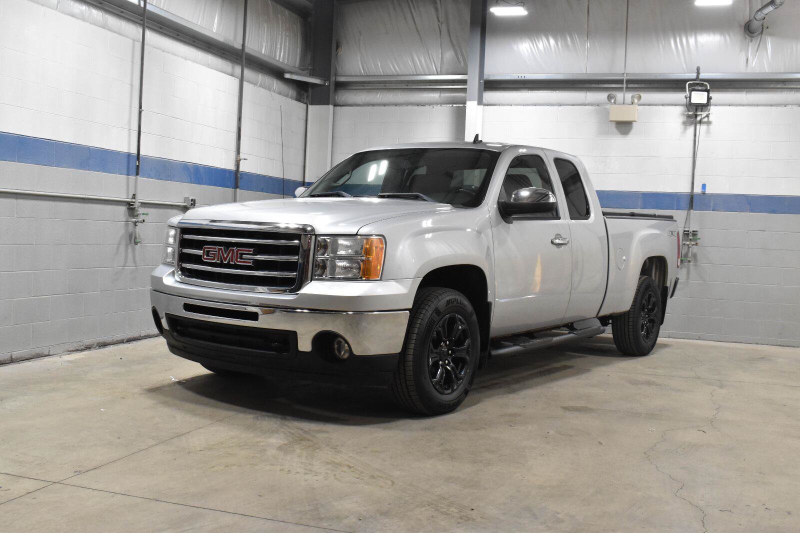 Used 2012 GMC Sierra 1500 SLE AWD/4WD image 2