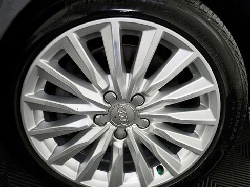 Used 2017 Audi A3 e-tron Premium Plus w/ Technology Package image 3