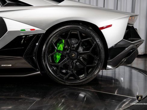 Used 2022 Lamborghini Aventador LP 780-4 Ultimae image 25