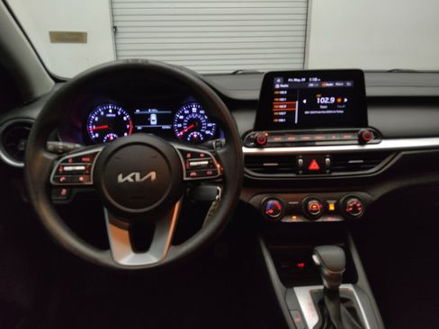 Used 2023 Kia Forte LXS w/ LXS Technology Package FWD image 22