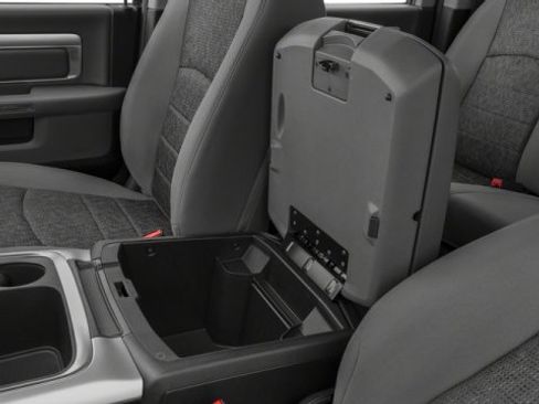 Used 2017 RAM 2500 SLT image 18