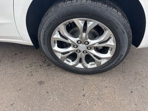 Used 2020 Buick Enclave Avenir w/ Avenir Technology Package image 48