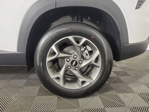 New 2026 Chevrolet Trax LT image 30